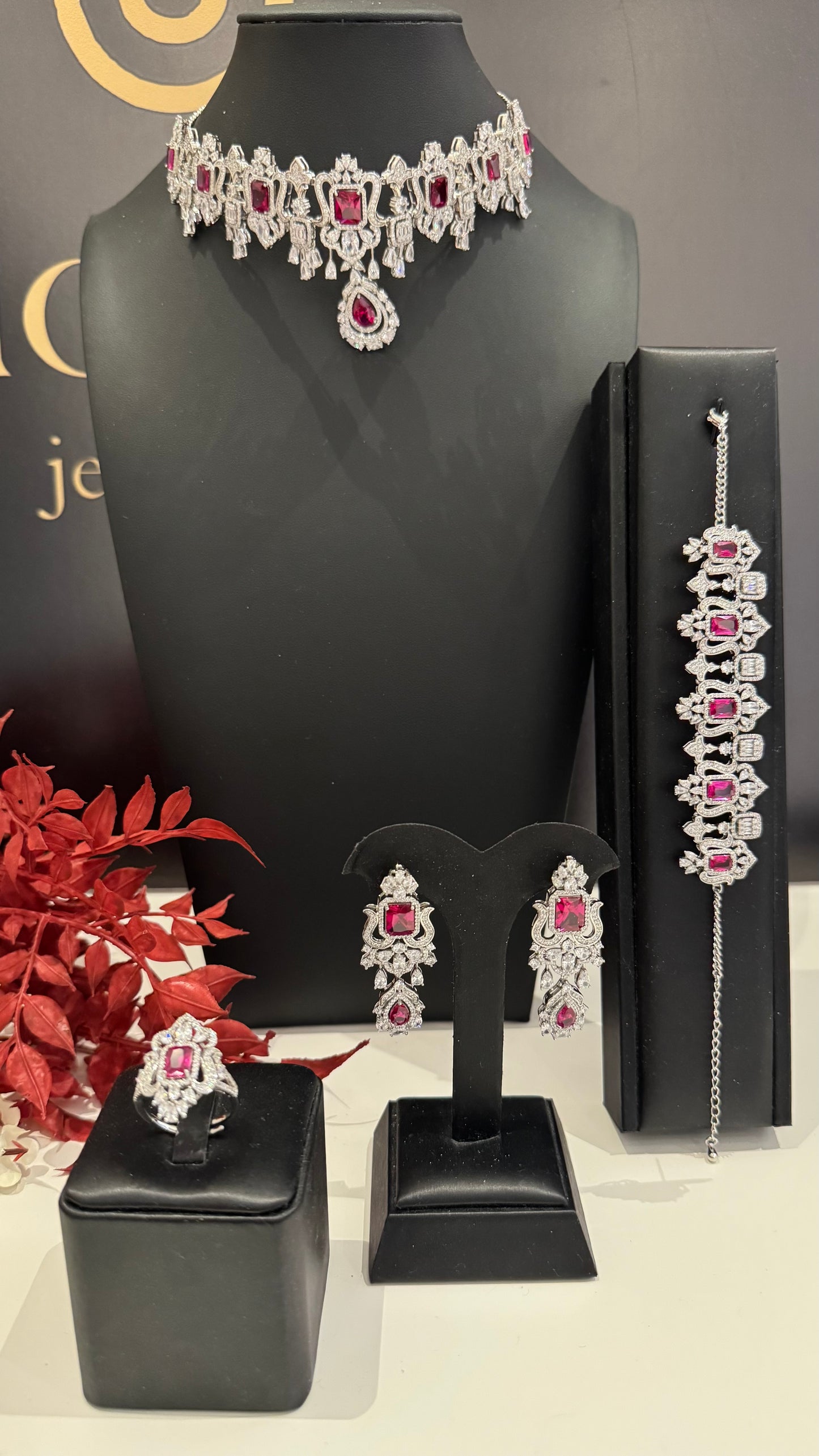 Zircon set