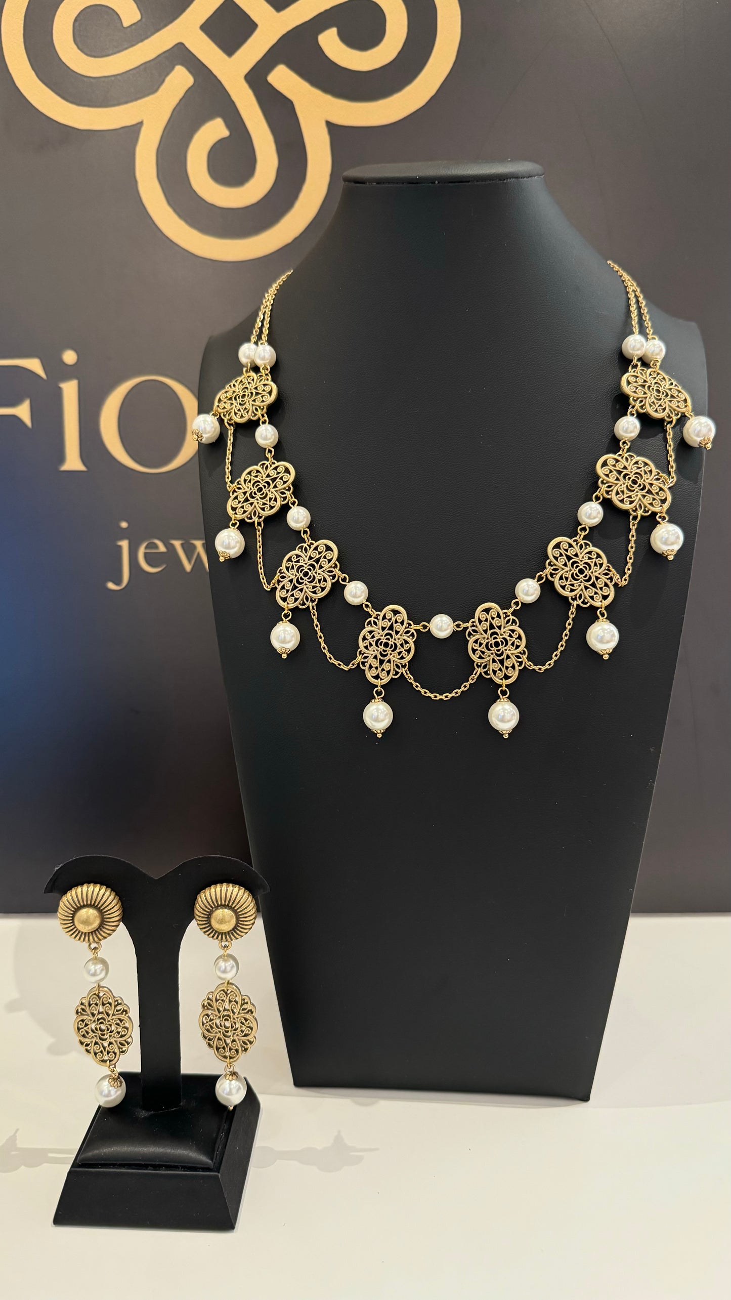 Classic vintage set