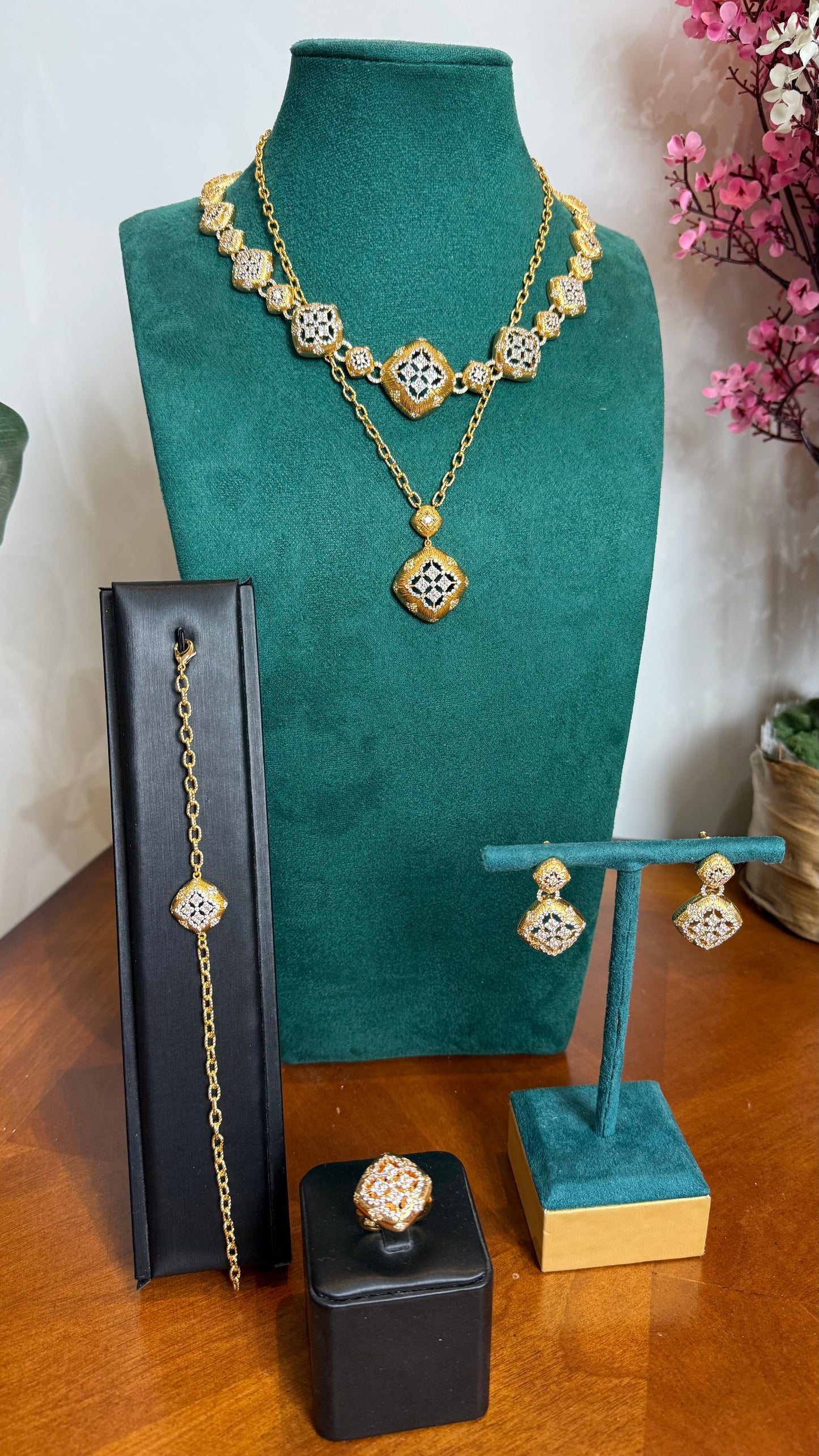 فيورينا ديزاين