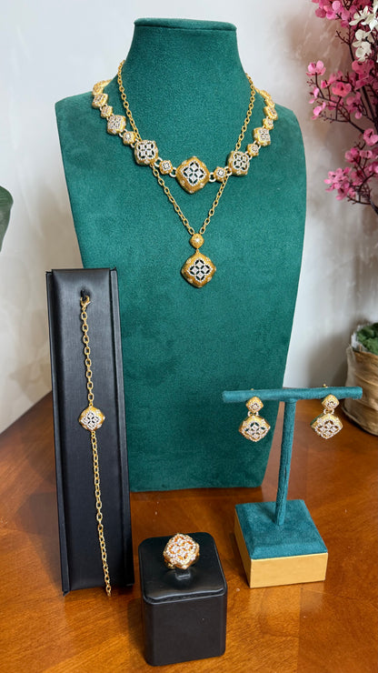 فيورينا ديزاين