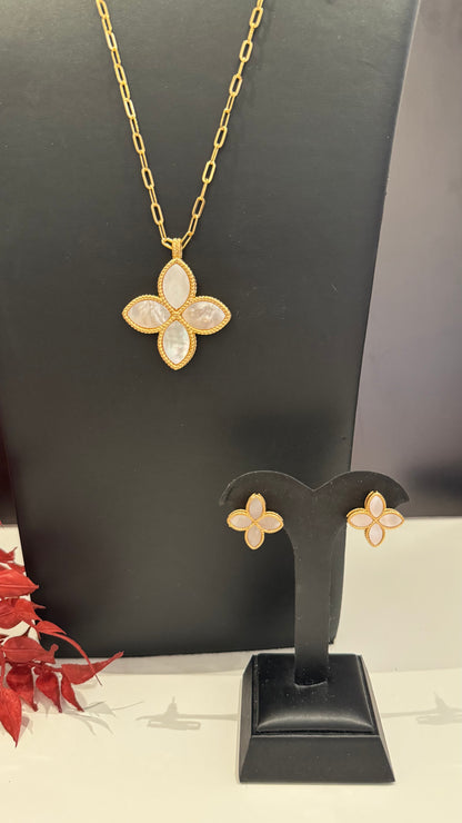 مجموعات ذهبية